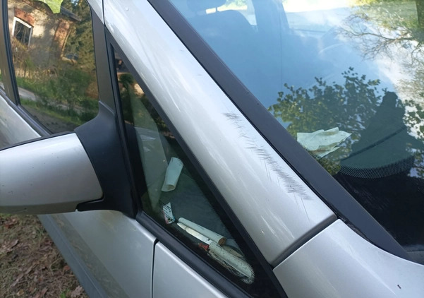 Opel Zafira cena 2900 przebieg: 384317, rok produkcji 2001 z Otwock małe 497